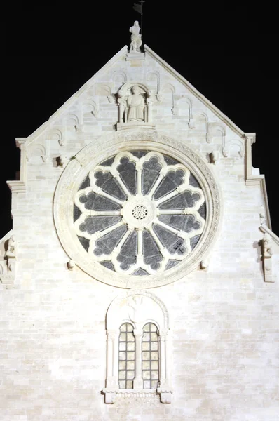 Ventana rosa. Ruvo di Puglia. Apulia . — Foto de Stock