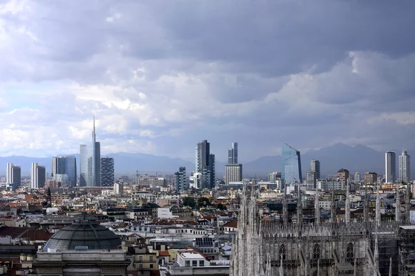 Skycrapes em Lombardia — Fotografia de Stock