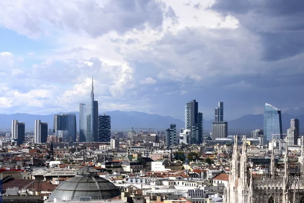 Skycrapes em Lombardia — Fotografia de Stock