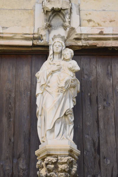 圣母的雕像 — 图库照片