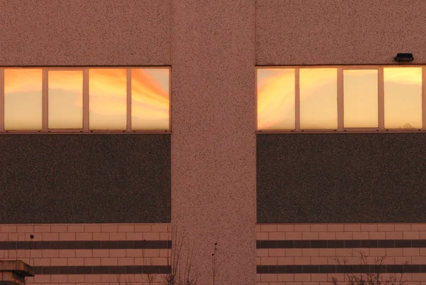 Fenster Industriegebäude — Stockfoto