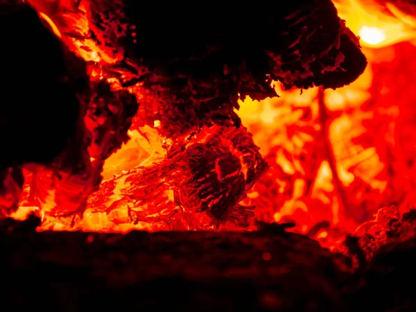 Сжигание Дров Сельской Печи Красное Оранжевое Пламя Дровяной Печи Темноте — стоковое фото