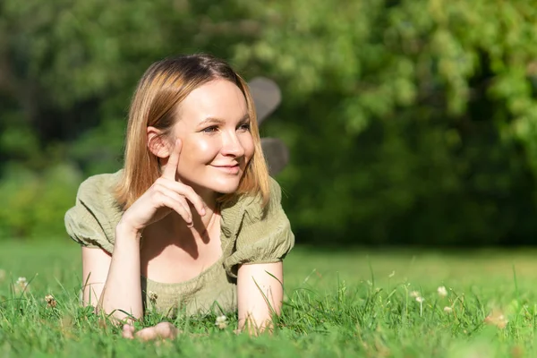 Wunderschöne Lesbische Massage Wunderschöne Lesbische Massage