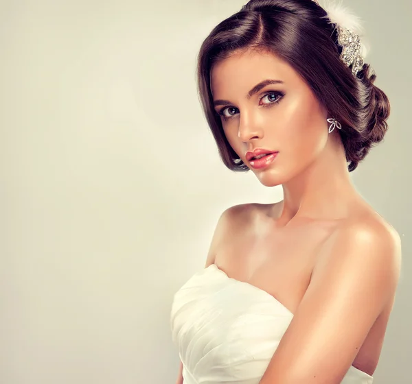 Pengantin muda yang cantik — Stok Foto