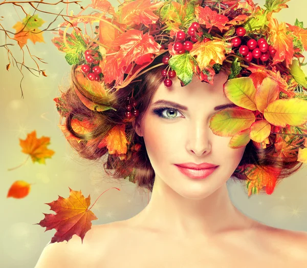 Outono menina beleza — Fotografia de Stock