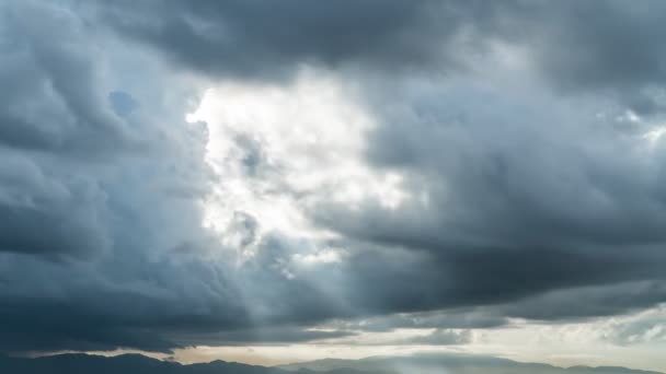 Bewegende Wolken Bouwen Gezwollen Pluizig Witte Wolken Hemel Tijd Verval — Stockvideo