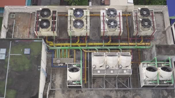 Rekaman Ventilasi Knalpot Dari Industri Dan Unit Ventilasi Atap Gedung — Stok Video