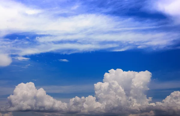 Sky with clouds background — Stock Photo, Image