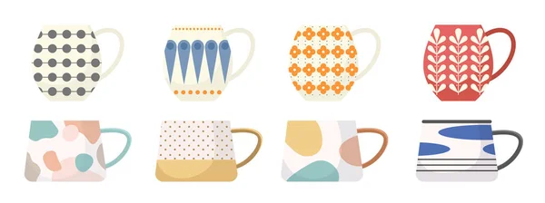 Set de varias tazas de té o café Vista lateral. Tazas con diferentes adornos de moda Flores, Lunares, Ramas de plantas — Vector de stock