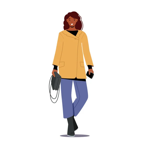 Stylish Girl Wearing Trendy Autumn Outfit Short Coat, Jeans and Bag (dalam bahasa Inggris). Jatuh Tren Mode untuk Perempuan, Pakaian Fashionable - Stok Vektor