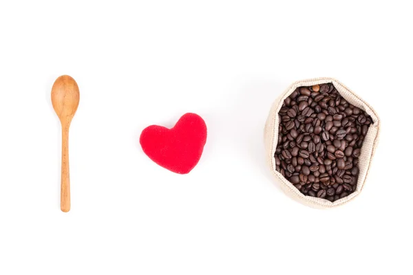 Chicchi di caffè in sacchetto isolato su sfondo bianco — Foto Stock