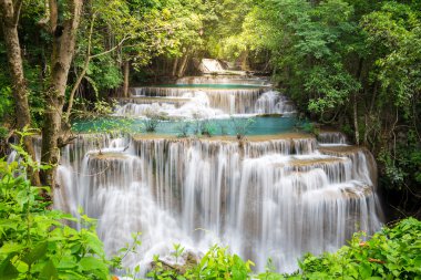 Tayland şelale (Huay Mae Kamin Kanchanaburi'deki/daki oteller)