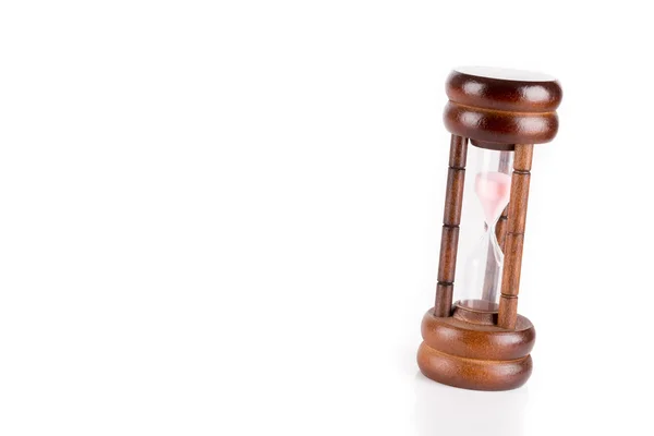 Пісочний годинник з рожевим піском — стокове фото