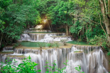 Tayland şelale (Huay Mae Kamin Kanchanaburi'deki/daki oteller)