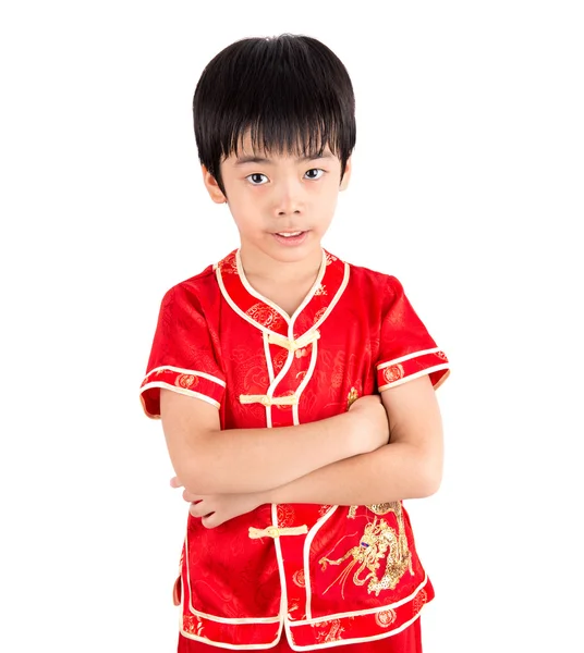 Bonito ásia menino no tradição chinês cheongsam isolado no branco — Fotografia de Stock