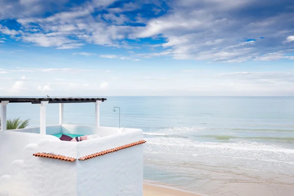 Upper Floor Terrace Over Sea View With Blue Sky — Stock Photo, Image