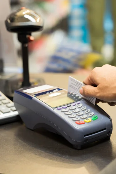 Hand Swiping Credit Card In Store — Stock Photo, Image