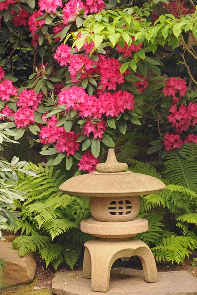 Uniqe jardim japonês decorativo — Fotografia de Stock