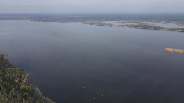 Vue aérienne du fleuve Dnipro - le principal fleuve d'Ukraine — Video