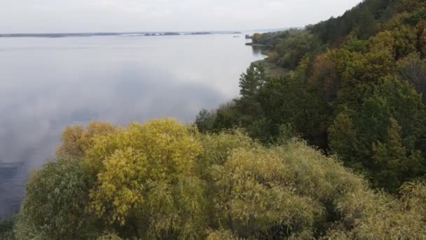 Αεροφωτογραφία του ποταμού Dnipro - ο κύριος ποταμός της Ουκρανίας — Αρχείο Βίντεο