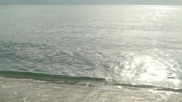 해수면이다. 지하 바다의 아름다운 조경 — 비디오