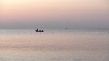 Sahile yakın sahilde deniz manzarası. Türkiye