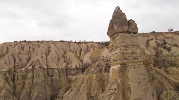 Capadócia vista aérea paisagem. A Turquia. Parque Nacional de Goreme — Vídeo de Stock