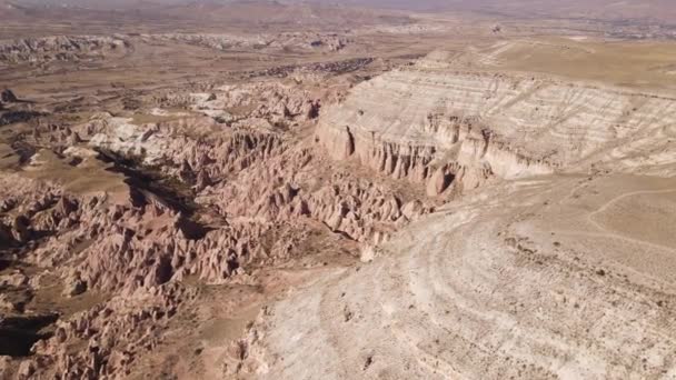 Widok z lotu ptaka na Cappadocia. Turcja. Park Narodowy Goreme — Wideo stockowe