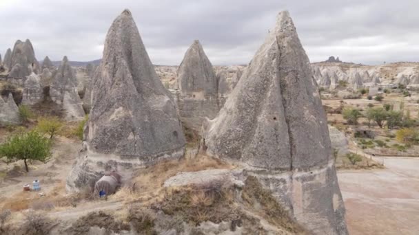 Kappadokien landskap antenn utsikt. Turkiet. Goreme National Park — Stockvideo