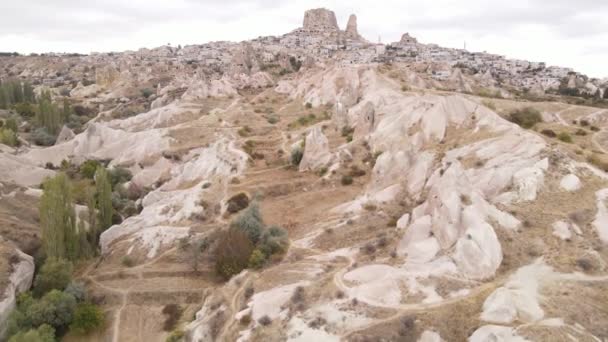 Widok z lotu ptaka na Cappadocia. Turcja. Park Narodowy Goreme — Wideo stockowe