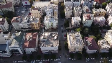 Alanya, Türkiye - deniz kıyısında bir tatil köyü. Hava görünümü