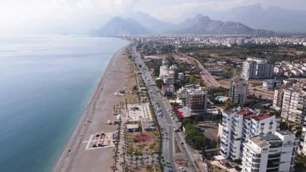 Antalya, Turkije - een badplaats aan de kust. Luchtzicht — Stockvideo