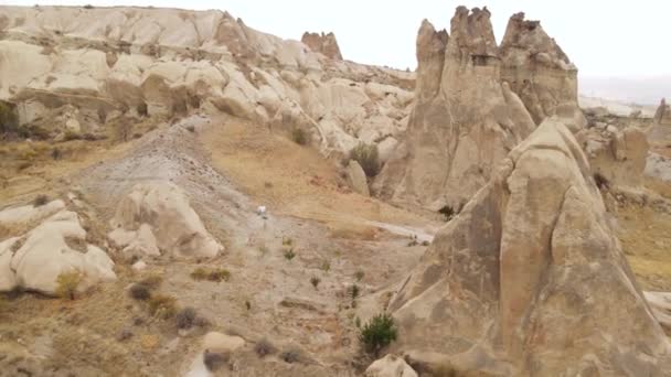 Kappadokien landskap antenn utsikt. Turkiet. Goreme National Park — Stockvideo