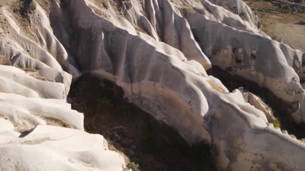 Widok z lotu ptaka na Cappadocia. Turcja. Park Narodowy Goreme — Wideo stockowe