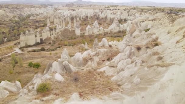 Kappadokien landskap antenn utsikt. Turkiet. Goreme National Park — Stockvideo