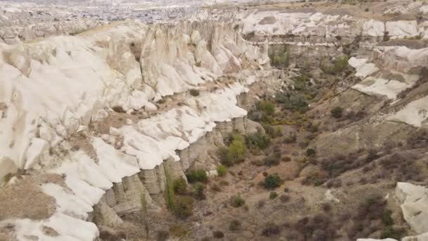 Widok z lotu ptaka na Cappadocia. Turcja. Park Narodowy Goreme — Wideo stockowe