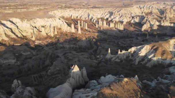 カッパドキアの風景空撮。トルコだ。ゴレメ国立公園 — ストック動画