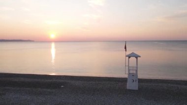 Deniz manzarasında şafak söktü. Türkiye, Antalya