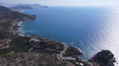 Akdeniz kıyısı: Türkiye dağlık kıyı şeridi