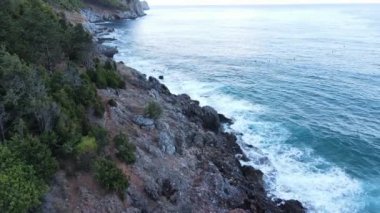 Deniz kıyısına yakın - deniz manzarası kıyı sahili manzarası