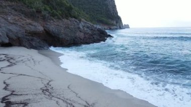 Deniz kıyısına yakın - deniz manzarası kıyı sahili manzarası