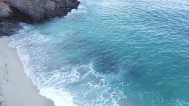 Deniz kıyısına yakın - deniz manzarası kıyı sahili manzarası