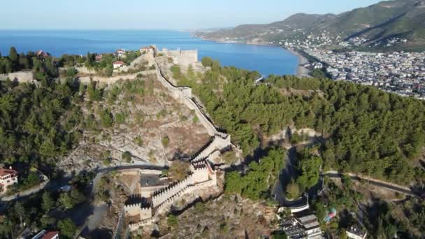 Widok z lotu ptaka na zamek Alanya - Alanya Kalesi. Turcja. Zwolniony ruch — Wideo stockowe