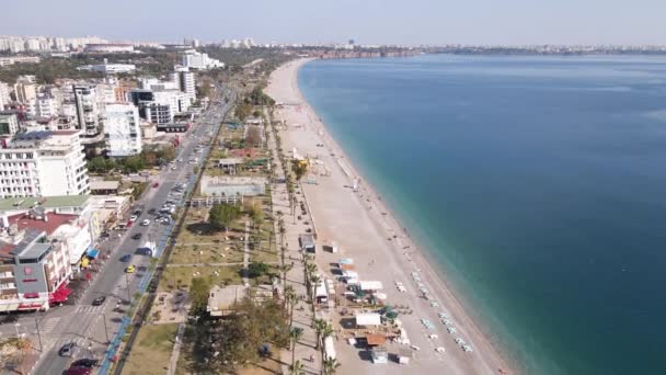Aerial view of Antalya, Turkey - a resort town on the seashore. Slow motion — Stock Video
