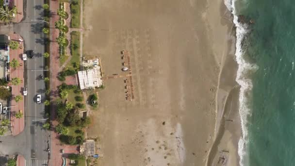 Stranden vid badorten. Turkiet. Långsamma rörelser — Stockvideo
