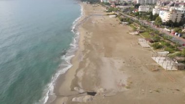 Sahildeki tatil köyünde. Hindi. Yavaş çekim