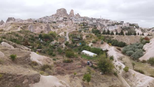 Veduta aerea del paesaggio della Cappadocia. Tacchino. Parco nazionale di Goreme. Rallentatore — Video Stock