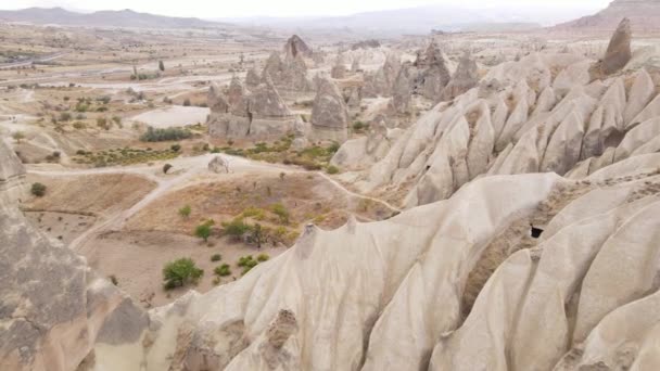 Vue aérienne du paysage de la Cappadoce. La Turquie. Parc national de Goreme. Mouvement lent — Video