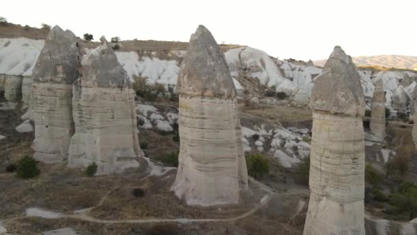 Vista aérea del paisaje Capadocia. Pavo. Parque Nacional Goreme. Movimiento lento — Vídeos de Stock