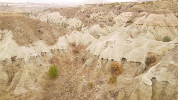 Légi felvétel a Cappadocia tájról. Törökország. Goreme Nemzeti Park. Lassú mozgás. — Stock videók